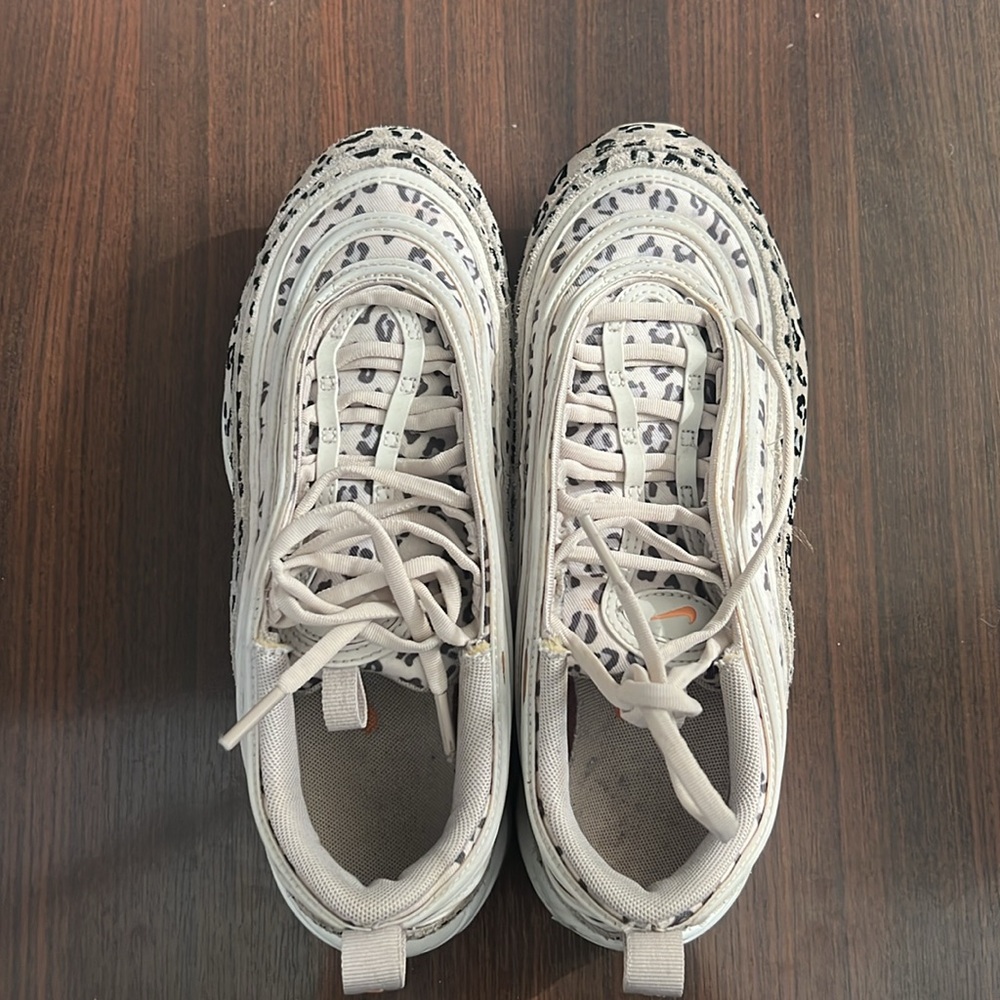 Women’s Nike Airmax 97 leopard - Picture 4 of 4